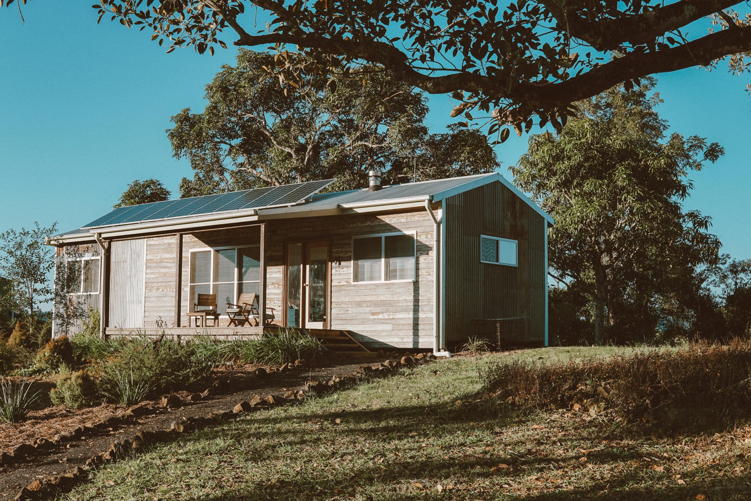 Flexible Living Solutions with Semi-Mobile Tiny Houses